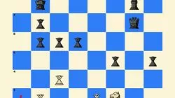 Capture the Queen in Teo Moves Clash Chess